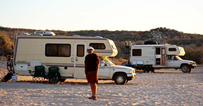 Boondocking in a 1989 Toyota Dolphin