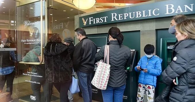 Customers lining up at First Republic Bank in a desperate attempt to pull their money out.