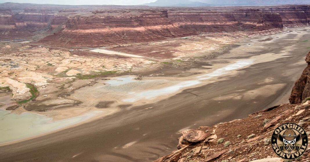 coloradorivergone Colorado River Low Levels